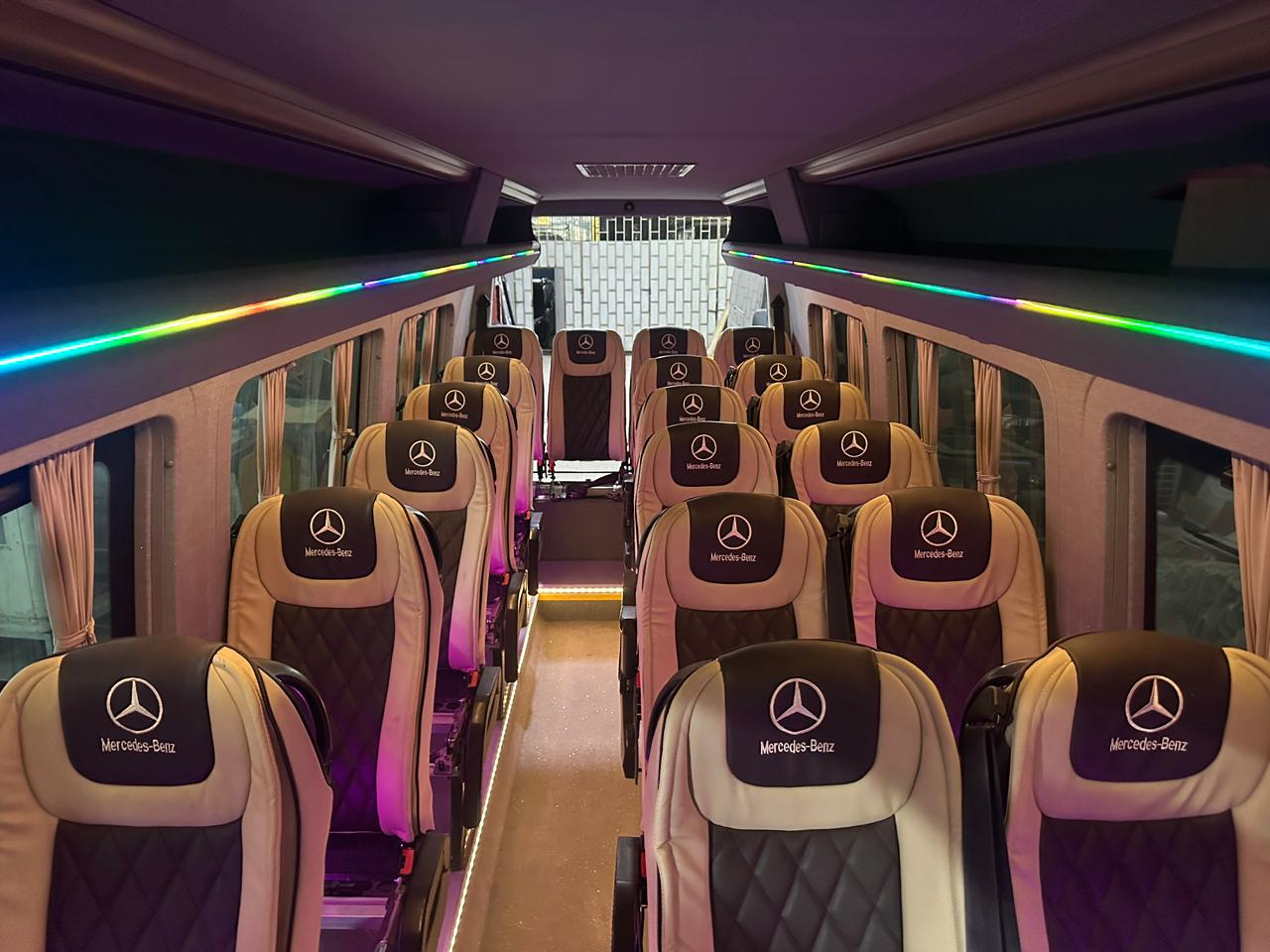 خدمات النقل الفاخر | السابحات